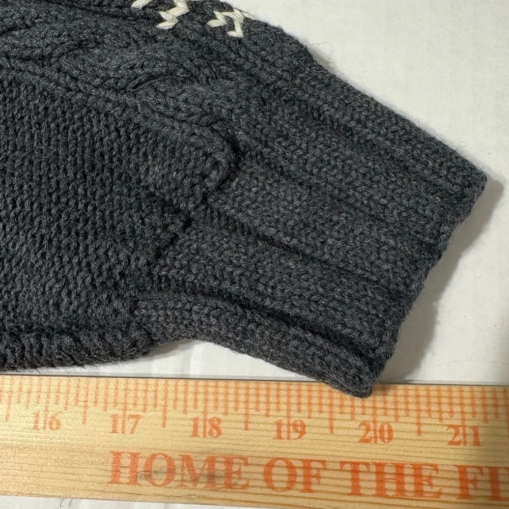 Vintage Hand Knit Men’s Heavyweight Nautica Charcoal Gray/Cream Cableknit Sweate